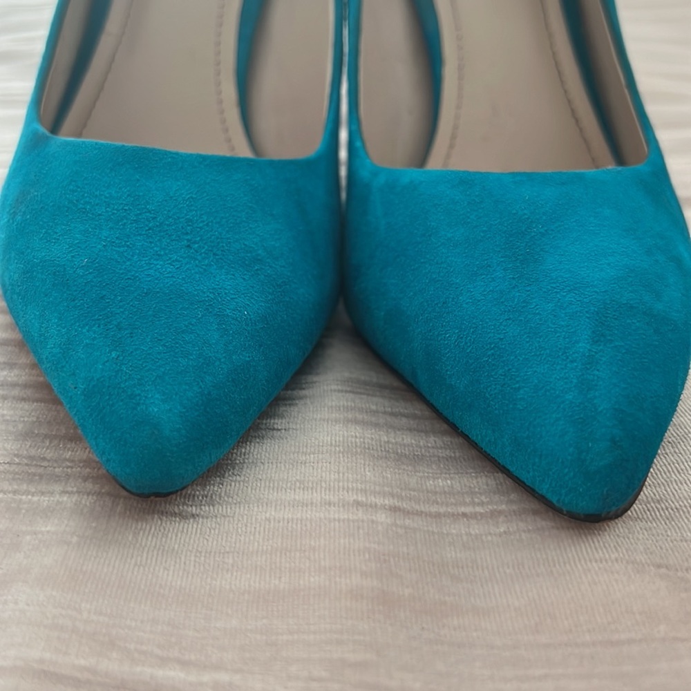 Vince Camuto pumps - Picture 3 of 9